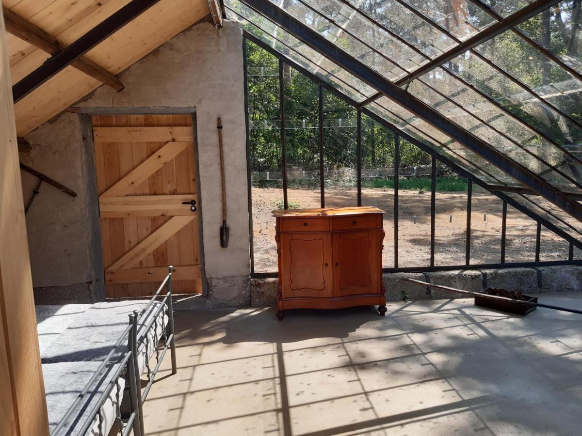 Natuurslaapkamer De Zaadeest Boskamer Lomm Exterior photo